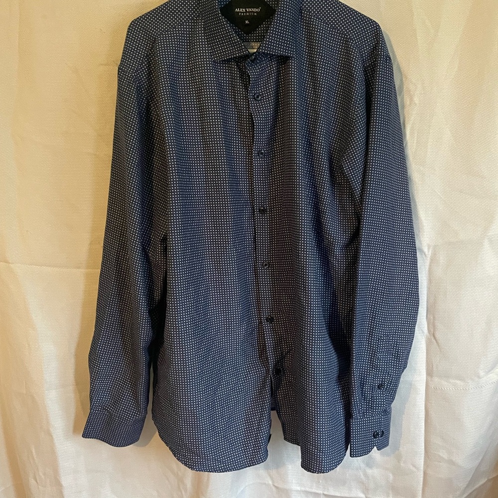 Blue Patterned Button-Up Shirt - Picture 3 of 9